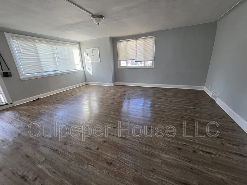 1 bed, 1.0 bath, $850 — Photo 1