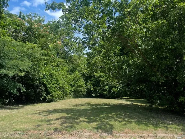 228 S Central Ave, Cushing, OK 74023
