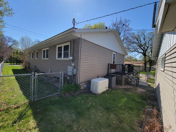 821 11th St SE, Saint Cloud, MN 56304