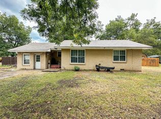 400 S 7th St, Davis, OK 73030