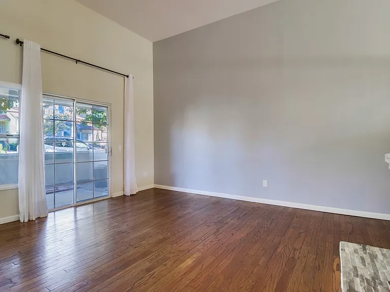 3222 Old Bridgeport Way — Photo 5
