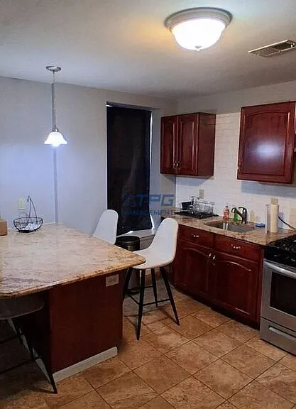 142 Ripley Pl #3 — Photo 4