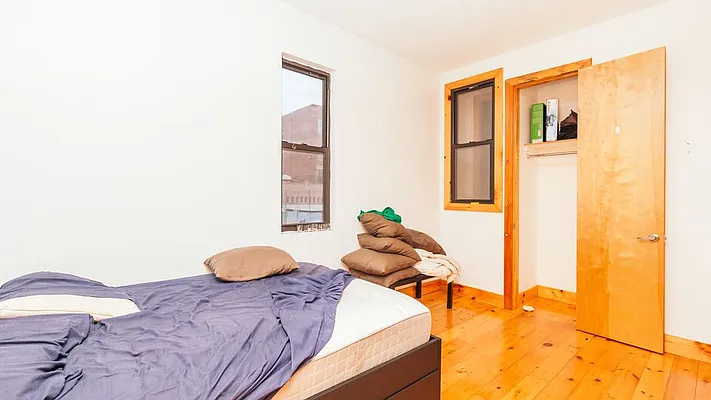 Rented by Nooklyn NYC LLC | media 23