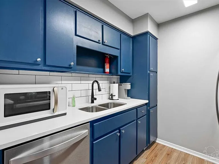 3783 E Olive Rd — Photo 14