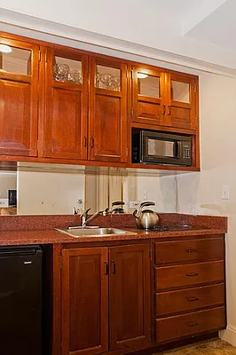 Rented by CitiSuites International Realty | media 3