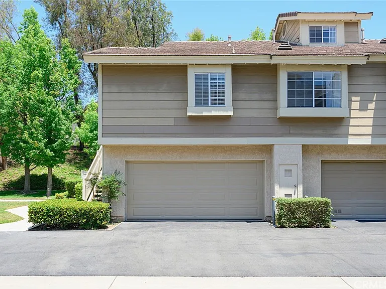 2601 S Quarry Ln #D — Photo 5