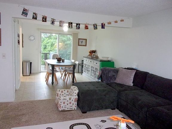 4th image of 30 Sias Ln #A