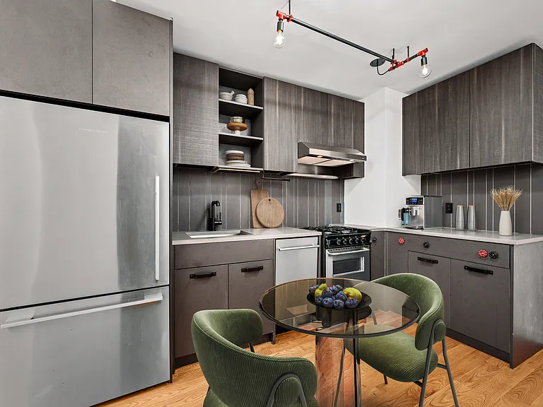 123 Melrose St #833 — Photo 3