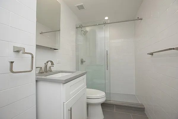 Rented by REAL New York | media 34