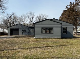 1049 N Main St, Wichita, KS 67230