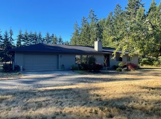 140 Sand Rd, Port Townsend, WA 98368