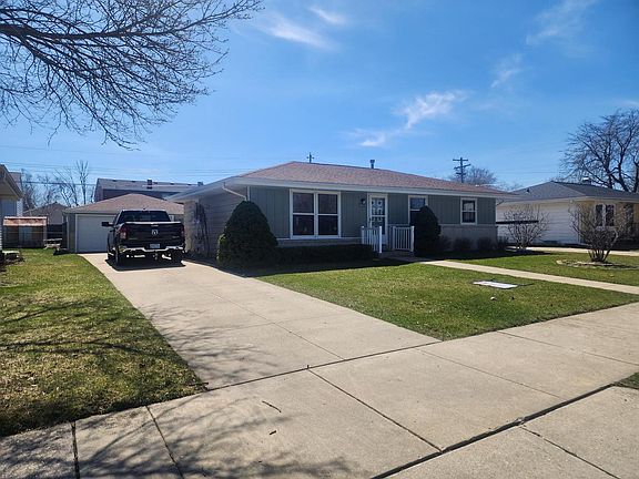 3rd image of 725 Sydney DRIVE