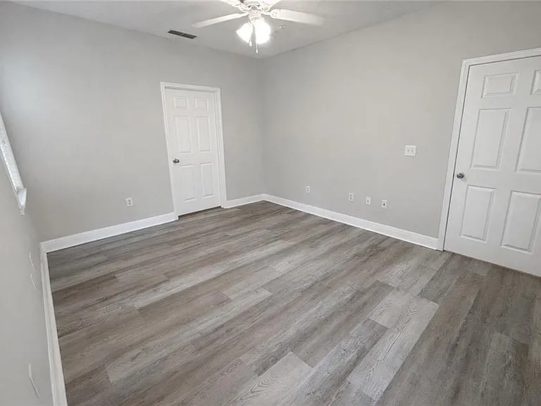 4107 Stratford Cmns — Photo 10