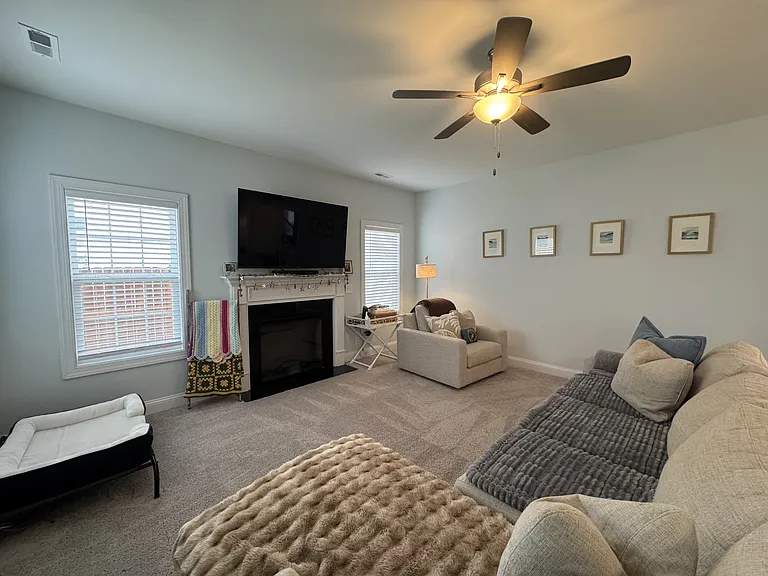434 Nantucket Trl — Photo 3