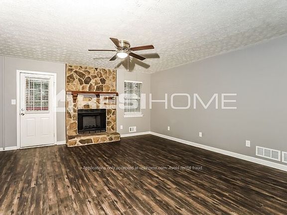 5th image of 128 Summerfield Dr
