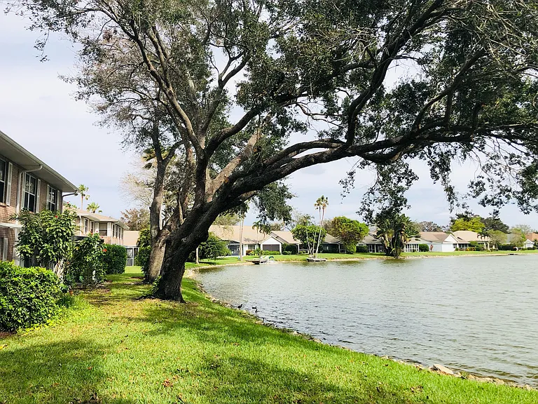 6750 Lone Oak Blvd #H — Photo 36