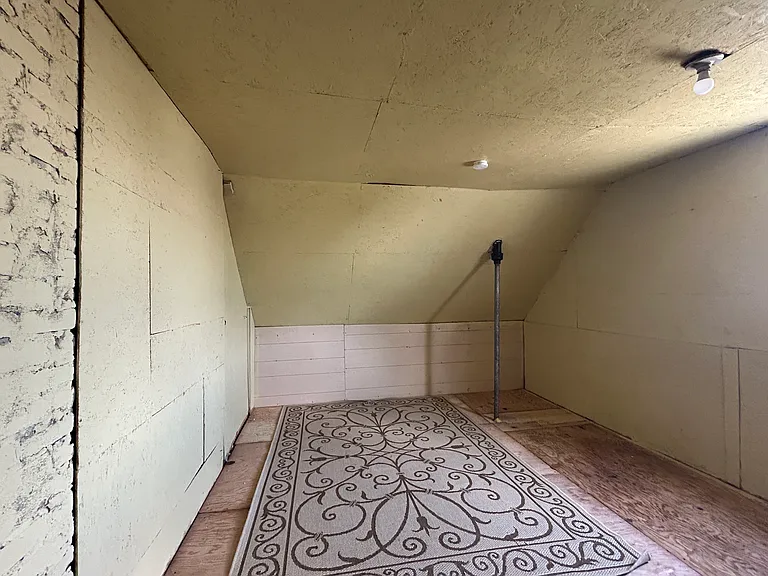 2258 Evaline St — Photo 6