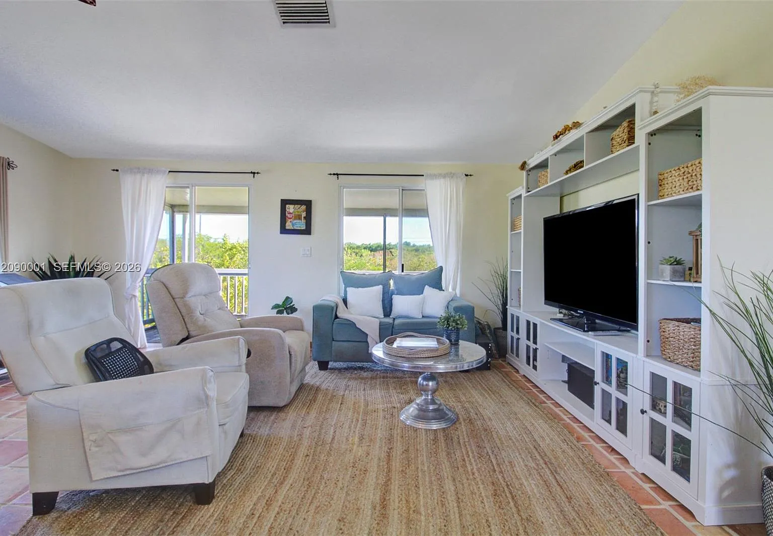 Ocean Reef Shores — Photo 2