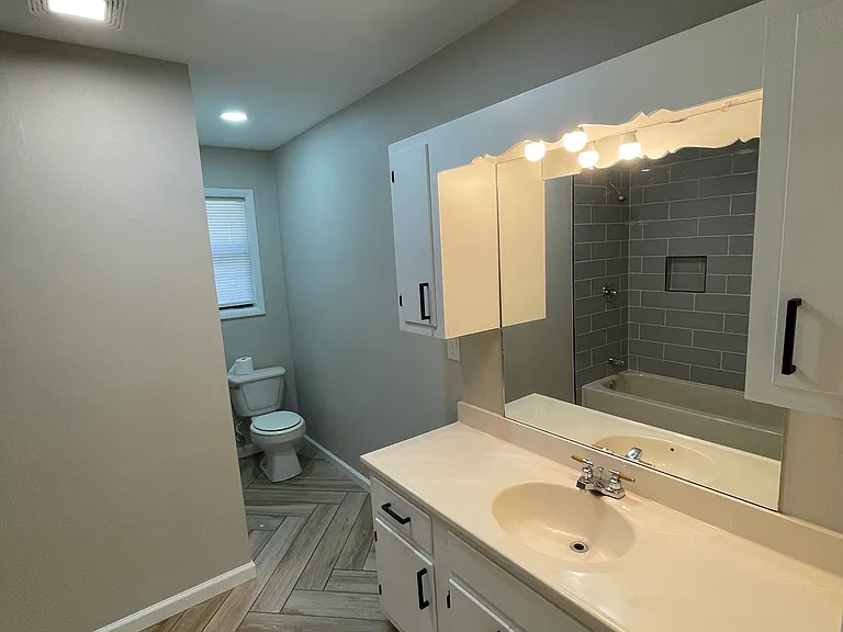 104 N Woodland Dr — Photo 14