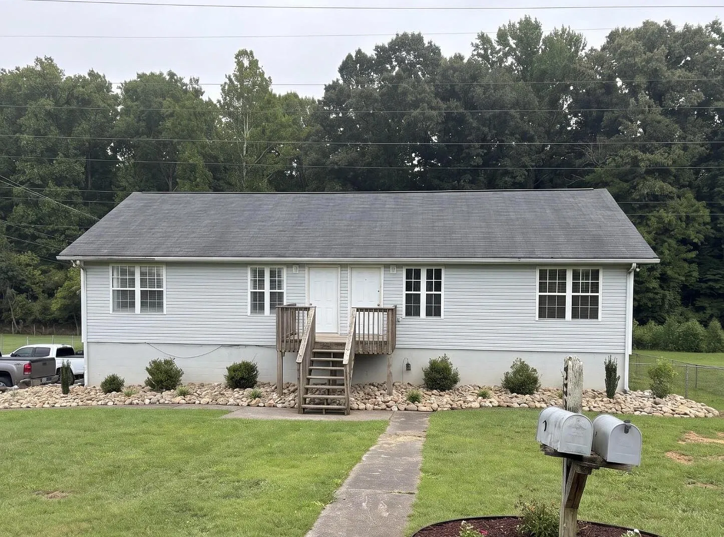 6501 W Garwood Cir — Photo 1