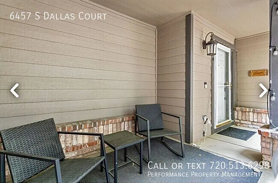Beautiful 3 Bedroom 4 Bath Townhouse — Photo 2