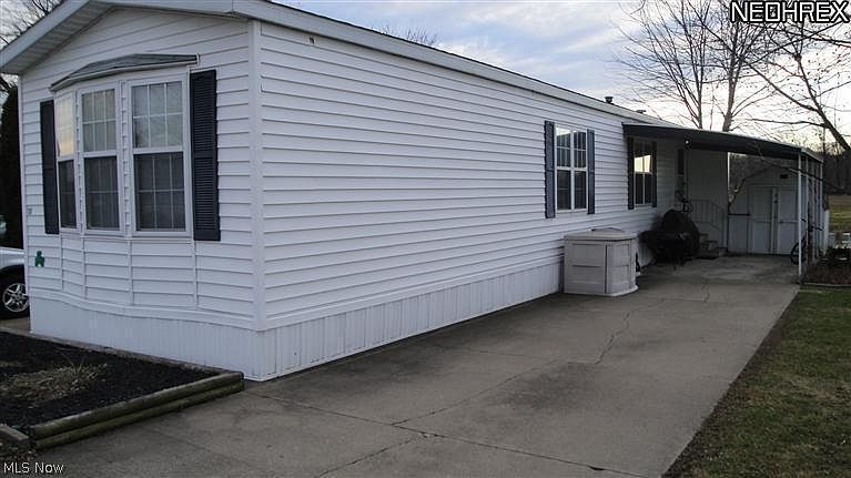 1st image of 74 Shawnee Dr