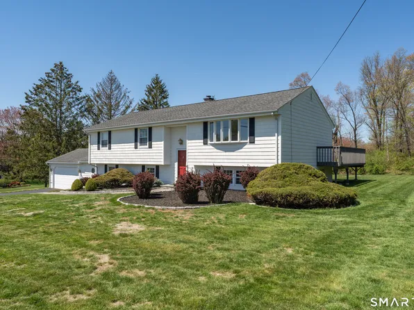 16 Palanga Road, North Branford, CT 06472