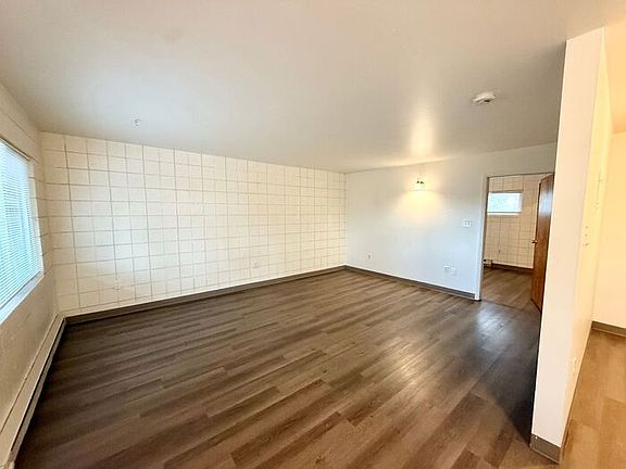 5th image of 509 S Bryan Ave APT 11