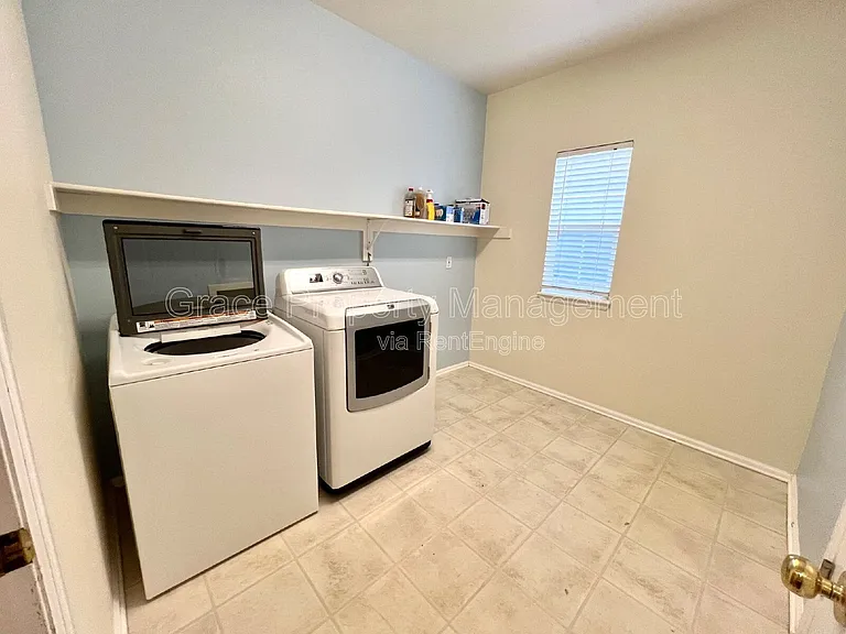 22192 Pebble Brook Ln — Photo 13