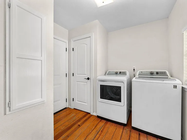 15002 Mettle Dr — Photo 12