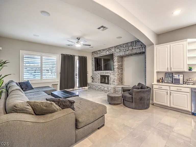 2849 Soaring Peak Ave — Photo 19
