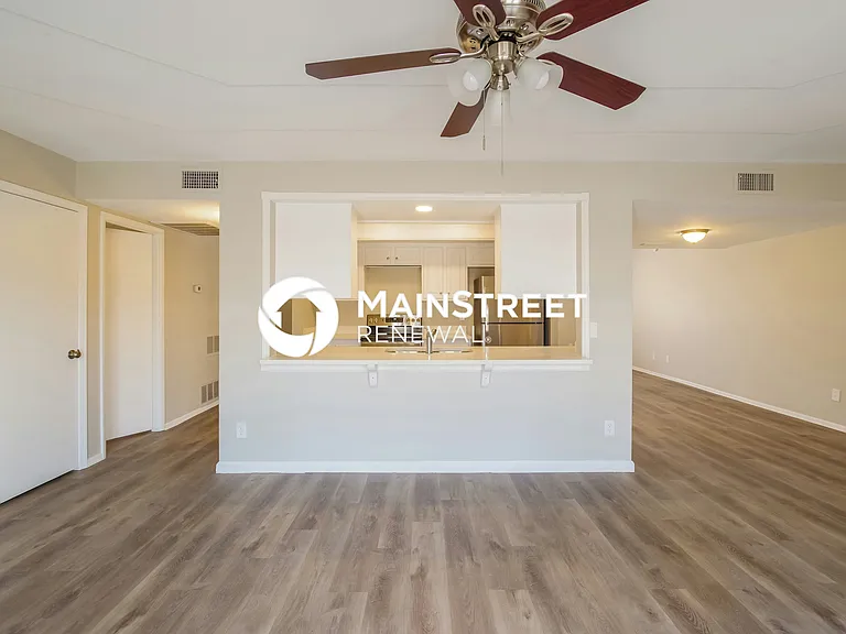 Den / Dining Room