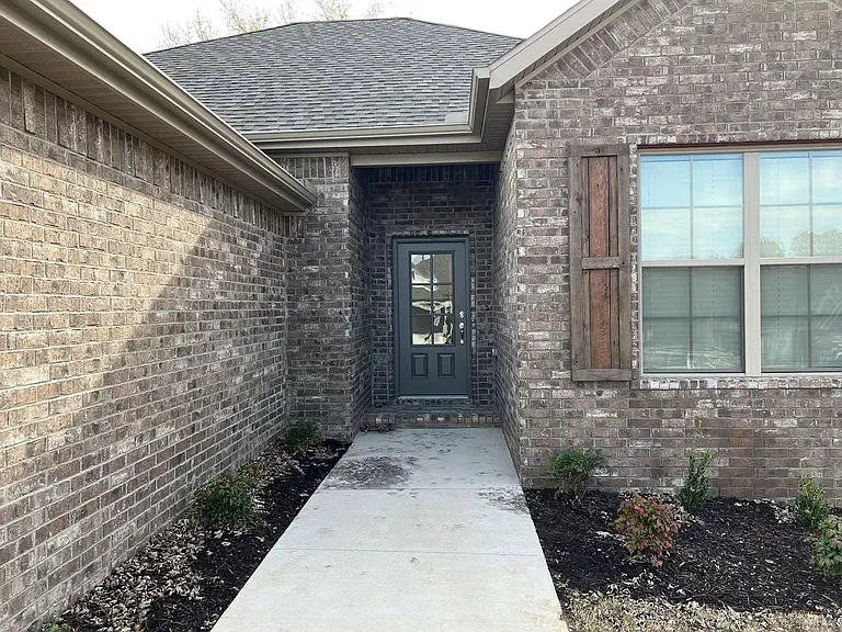 6051 W Mecklin St — Photo 3