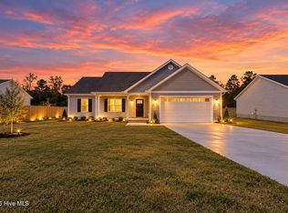 1992 Catherine Lake Road, Richlands, NC 28574