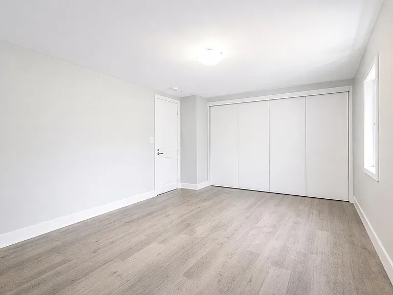 2053 Lanark Ct — Photo 14
