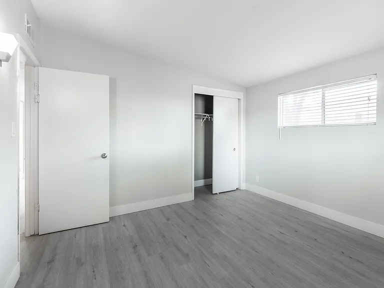 4832 E Virginia Ave — Photo 27
