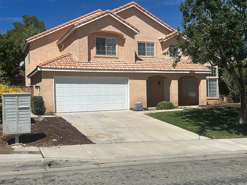 39523 Beacon Ln