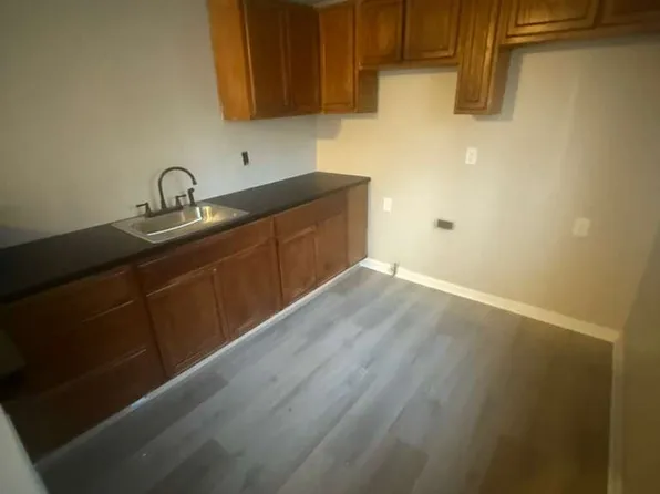 14713 Pepper Ave, Cleveland, OH 44110