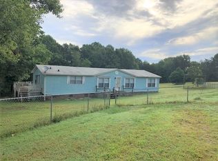 130 Farrar Dr, Forest City, NC 28043