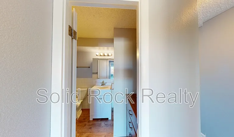 411 Lakewood Cir #B1110 — Photo 9