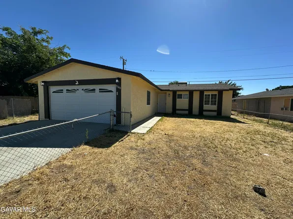 3340 Roxbury St, Rosamond, CA 93560