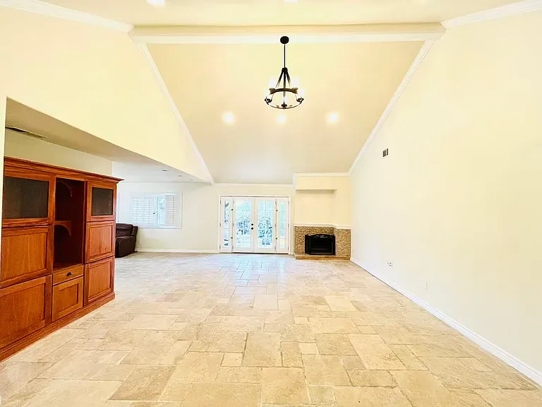 1800 Yermo Pl — Photo 14