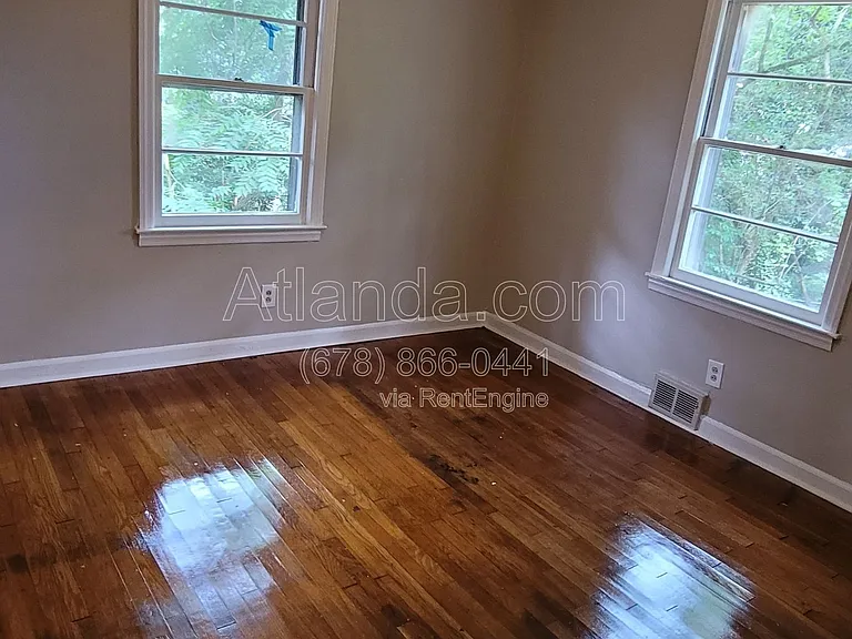 4267 Chamblee Tucker Rd — Photo 10