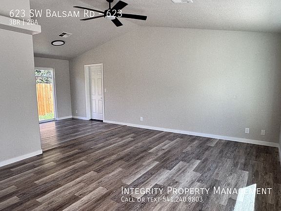 4th image of 623 SW Balsam Rd #623