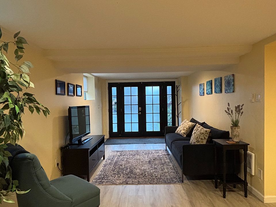 Entryway and living space