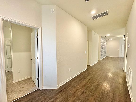 3rd image of 2599 San Marco Way