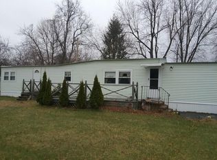 19 3rd Ave, Ware, MA 01082