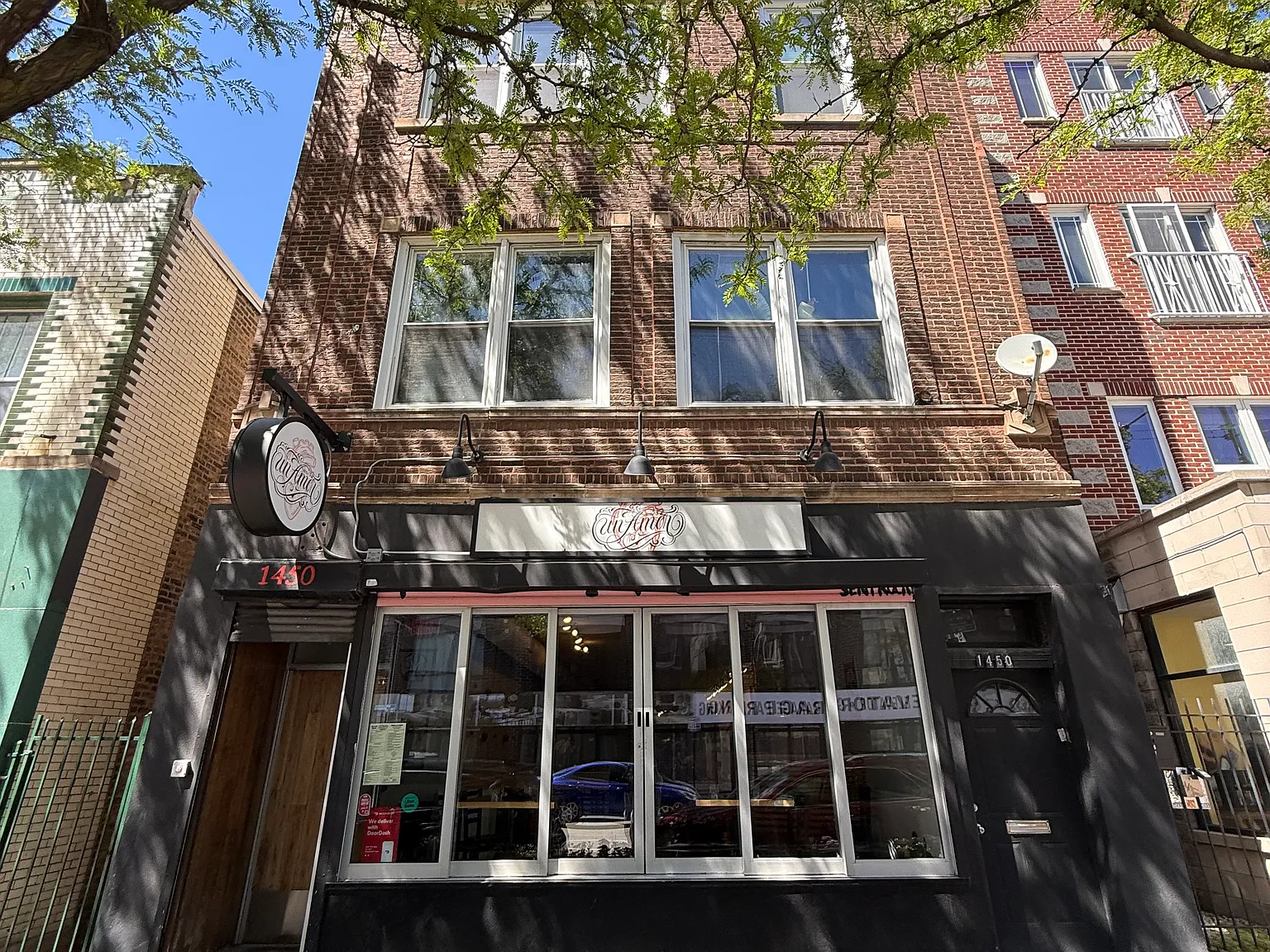 1450 W Chicago Ave — Photo 1