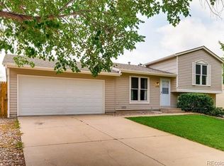 18906 E Kansas Dr, Aurora, CO 80017