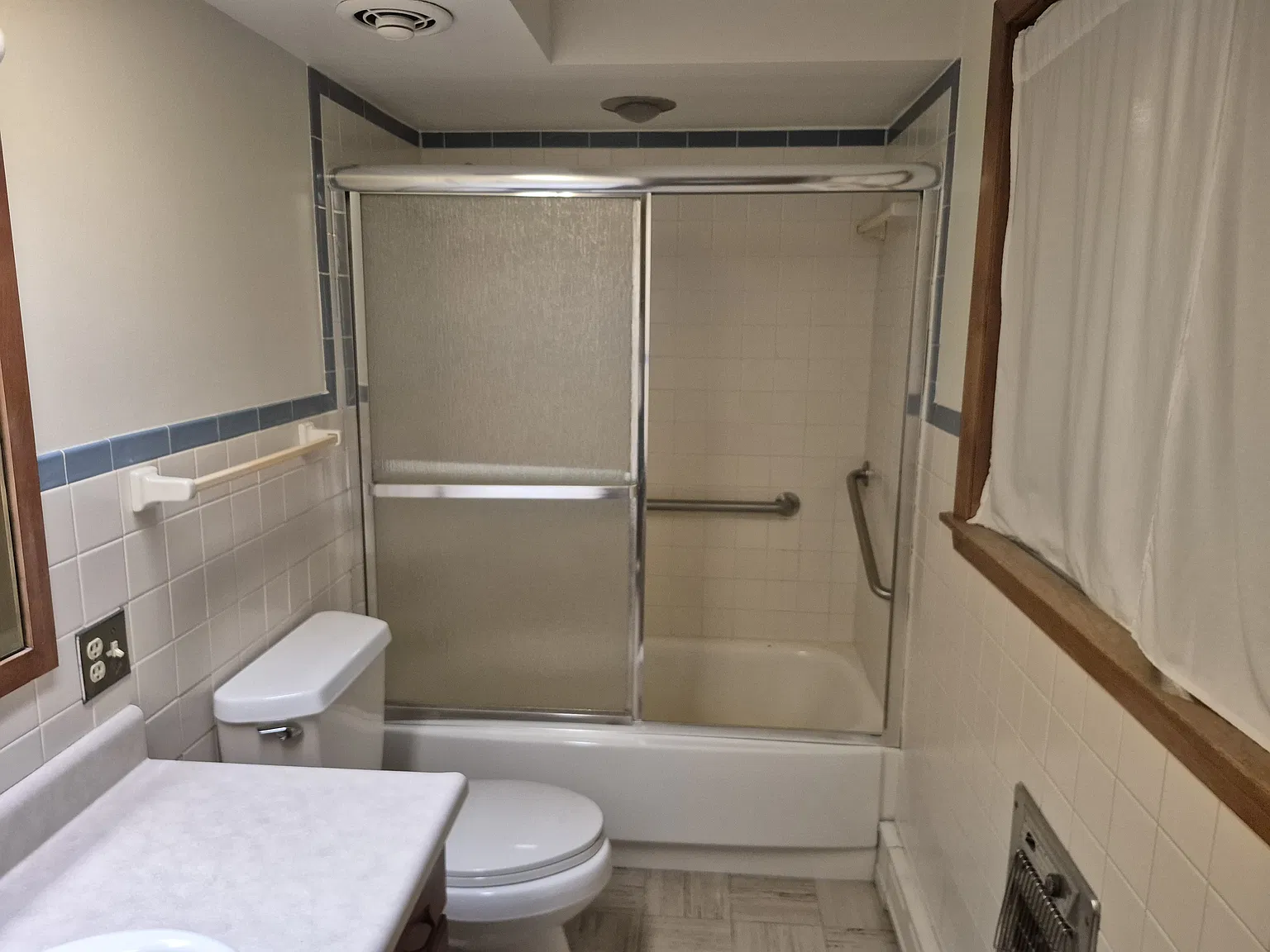 3 bed, 1761 sqft, $1,650 — Photo 2